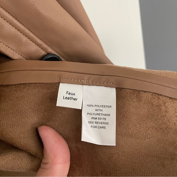 NWOT Truth By Republic Women’s Long Sleeve Faux Leather Jacket With Belt Size S - Picture 8 of 12